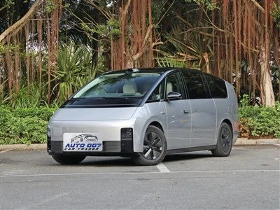 Megacoche eléctrico de Lixiang